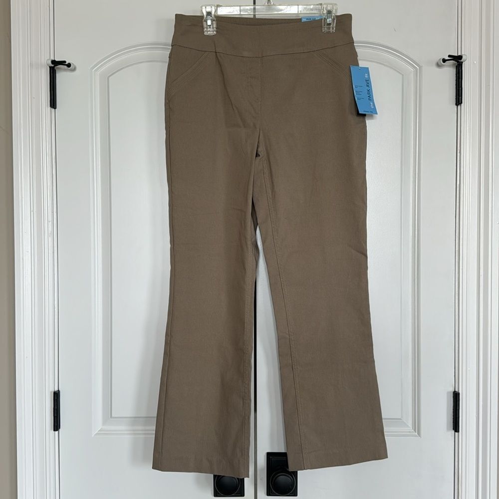 NEW Westbound Pants Park Avenue Fit Pull-On Tan Womens Khaki-Colored 10 short